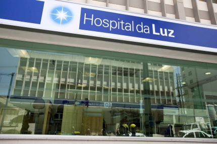 Hospital da Luz com aquecedores de água da Ecal Caldeiras